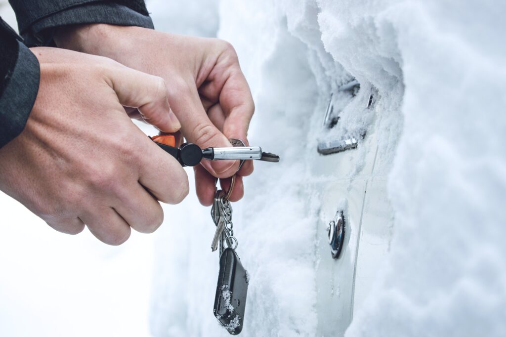 ways to open frozen car doors heating up the key male hand opening winter car door with keys